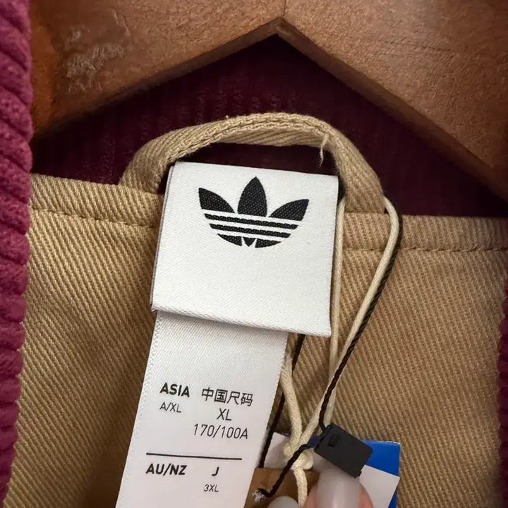 [BUNJANG] Adidas Twill Firebird Jacket Linen Burgundy / N153. 아디다스 트윌 파이어버드 자켓 리넨 버건디