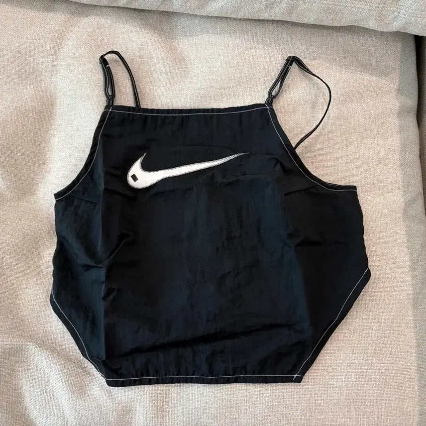 [BUNJANG] Nike Black Swoosh Tank Top / 나이키 블랙 스우시 나시 탑