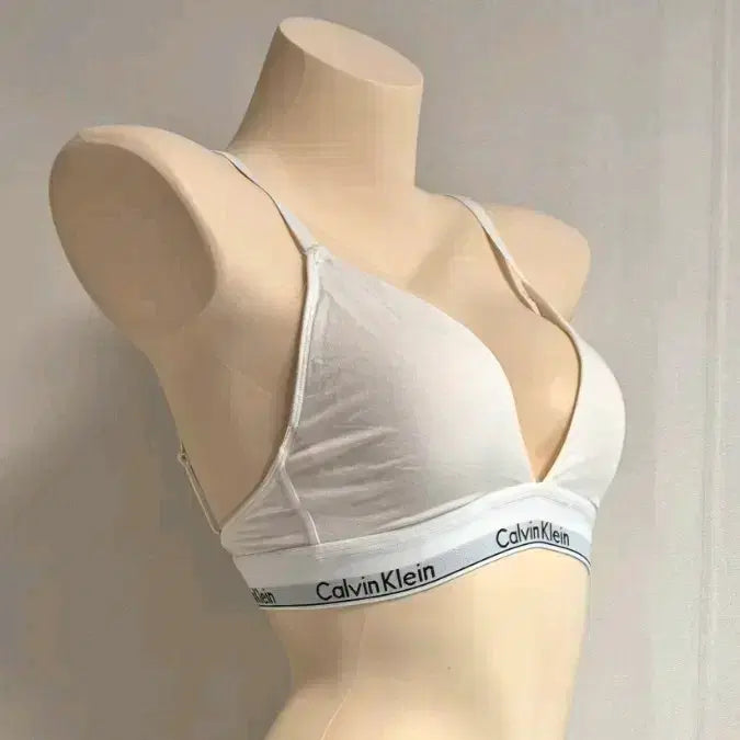 [BUNJANG] Calvin Klein Bra/Panty Set White 75B/S / 바프용 캘빈클라인 브라 화이트 75B