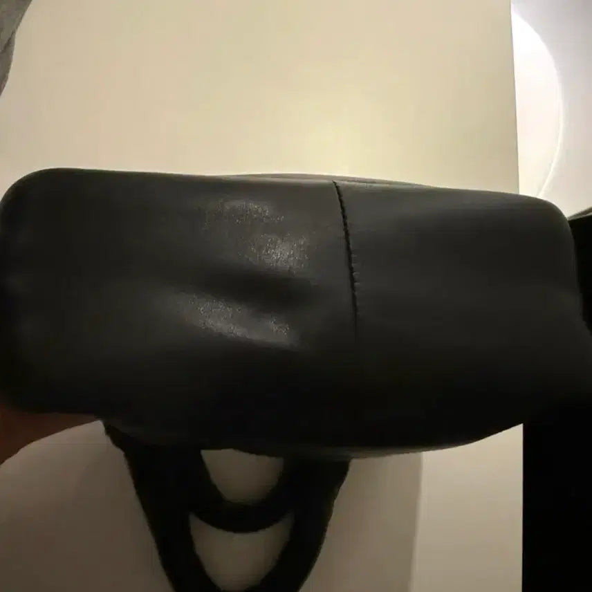 [BUNJANG] Napa Padded Tote Bag / 나파 패딩백