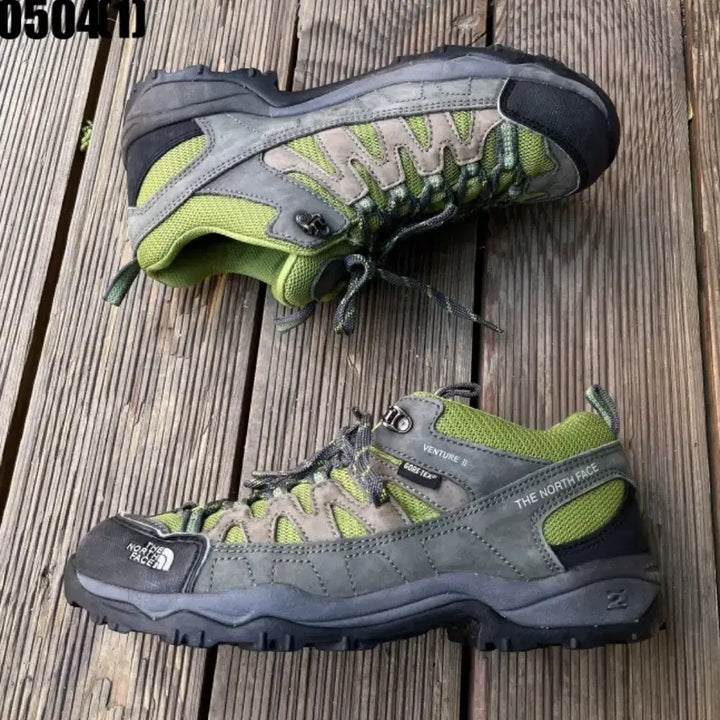 [BUNJANG] The North Face Green/Gray Hiking Boots Size 270 / 노스페이스 그린/회색 등산화 270