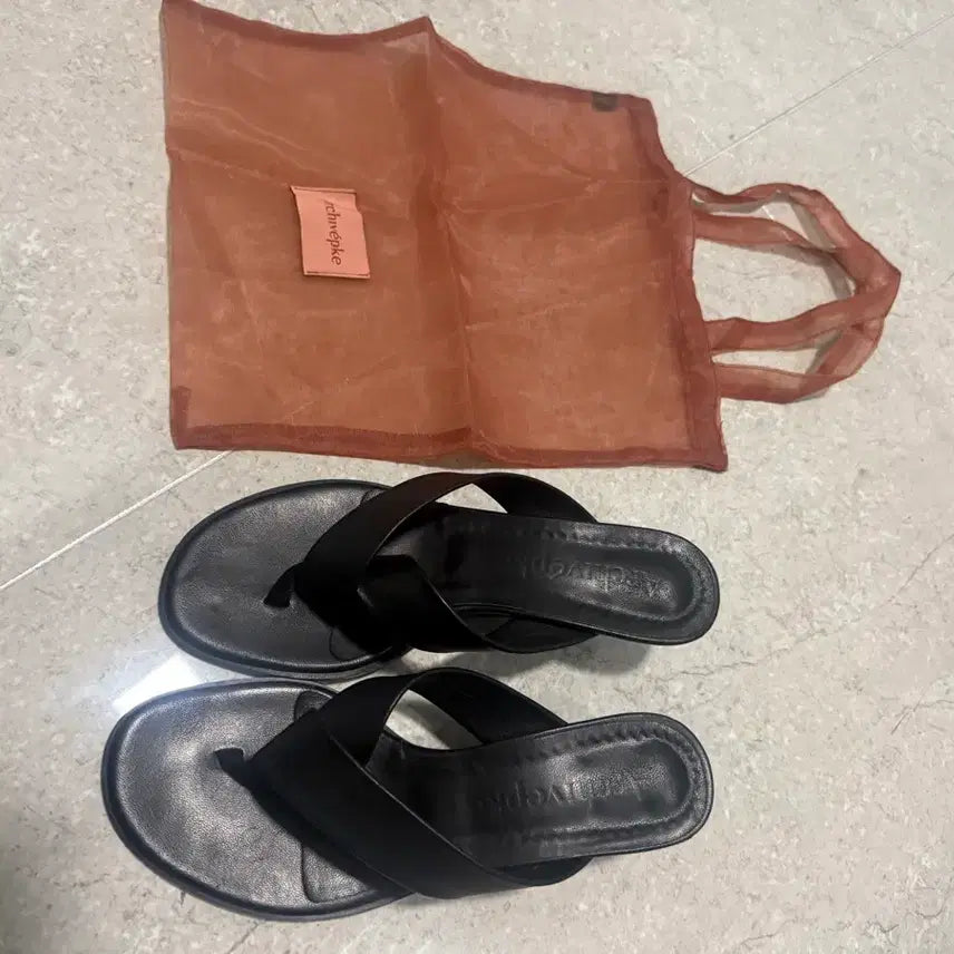 [BUNJANG] Archive Appk Black Jori Wedge Sandals / 아카이브앱크 블랙 조리 샌들 웨지 샌들