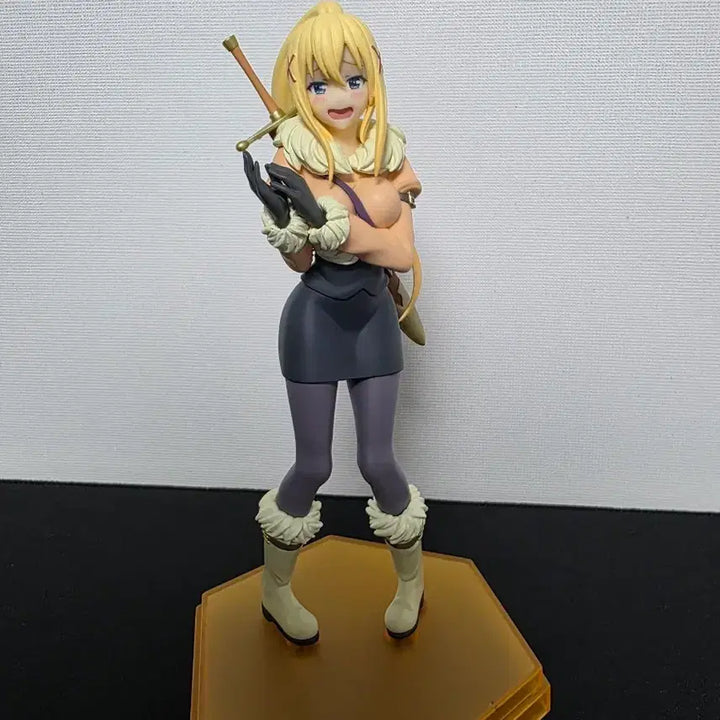 [BUNJANG] KonoSuba Darkness Figure / 이멋진 세계에 축복을! 다크니스 피규어