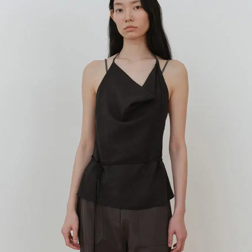 [BUNJANG] Low Tide Drape Halter Tank Top Black / (새상품) 로우타이드 드레이프 홀터 나시 블랙