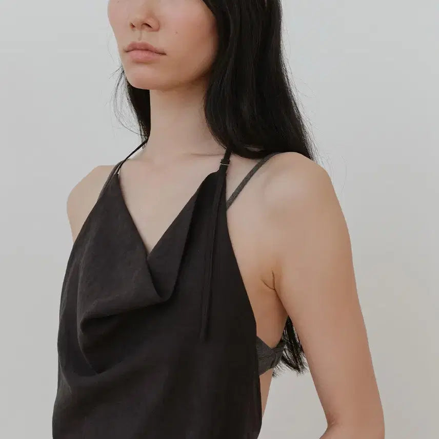 [BUNJANG] Low Tide Drape Halter Tank Top Black / (새상품) 로우타이드 드레이프 홀터 나시 블랙