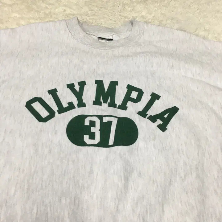 [BUNJANG] Outstanding Olympia Sweatshirt / 아웃스탠딩 올림피아 맨투맨 만원샵 EE04