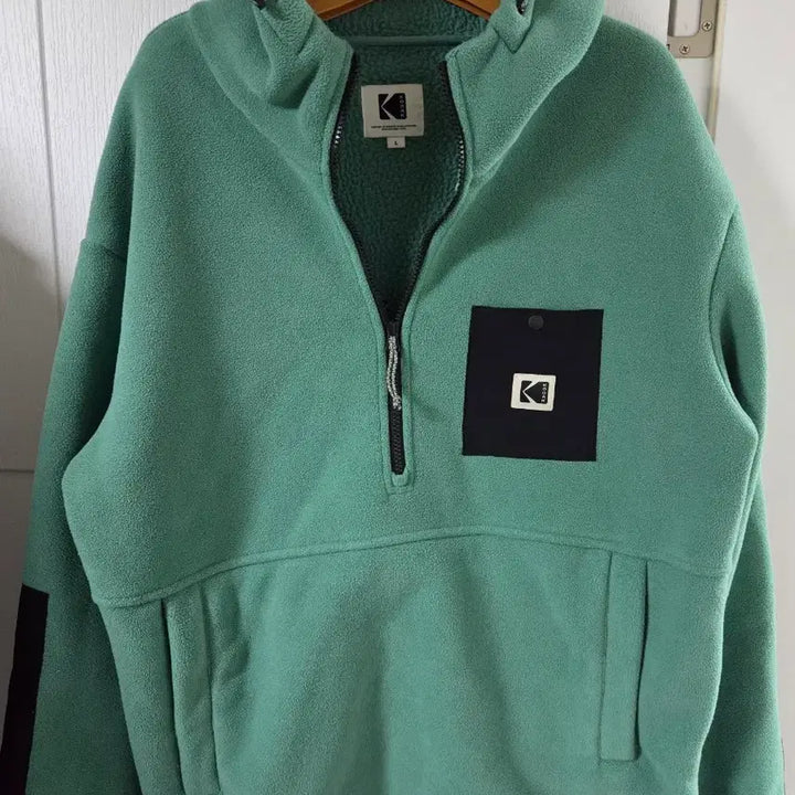 [SOLD OUT] 코닥 아노락 반집업 후리스