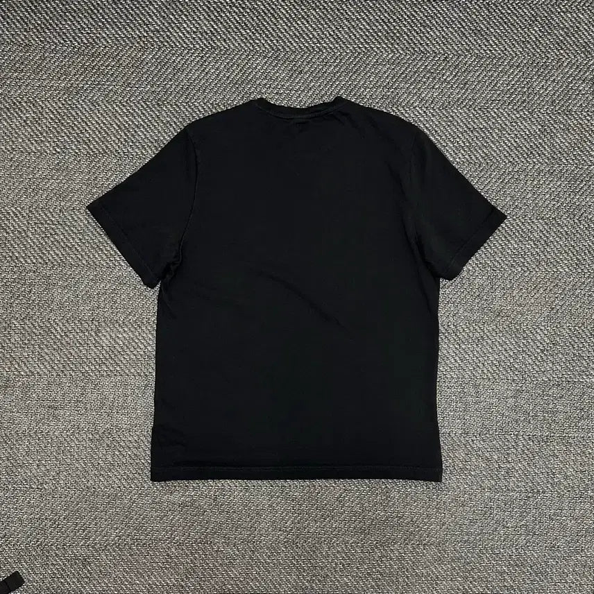 [BUNJANG] Reebok Classic Logo Pattern Short Sleeve T-Shirt / 리복 클래식 로고 패턴 반팔티 빈티지 만원