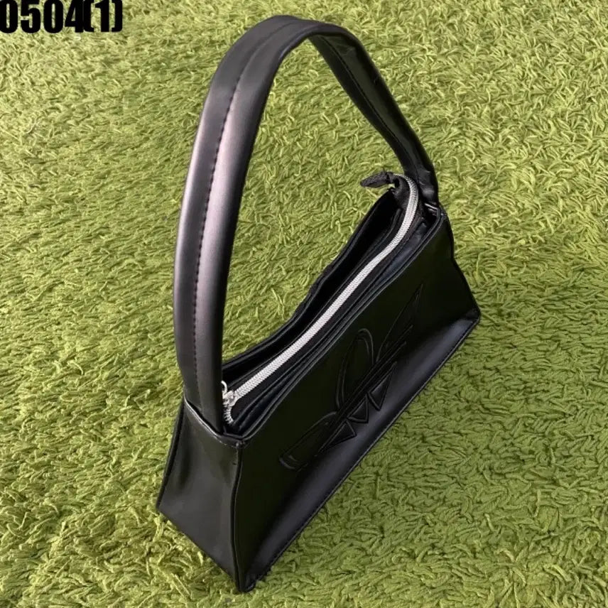 [BUNJANG] Adidas Black Embossed Logo Tote Bag / 아디다스 블랙 핸드백 가방