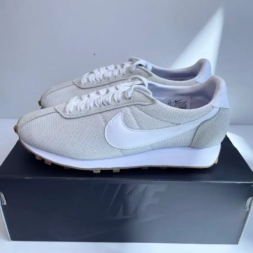 [BUNJANG] Nike LD-1000 Summit White Sneakers (250) / 나이키W 서밋화이트 세일 250