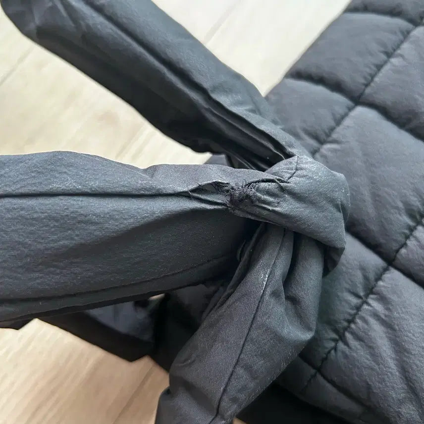 [BUNJANG] FFROI Waffle Bag L Black / FFROI 프루아 크로스백 패딩가방 와플백 L 블랙
