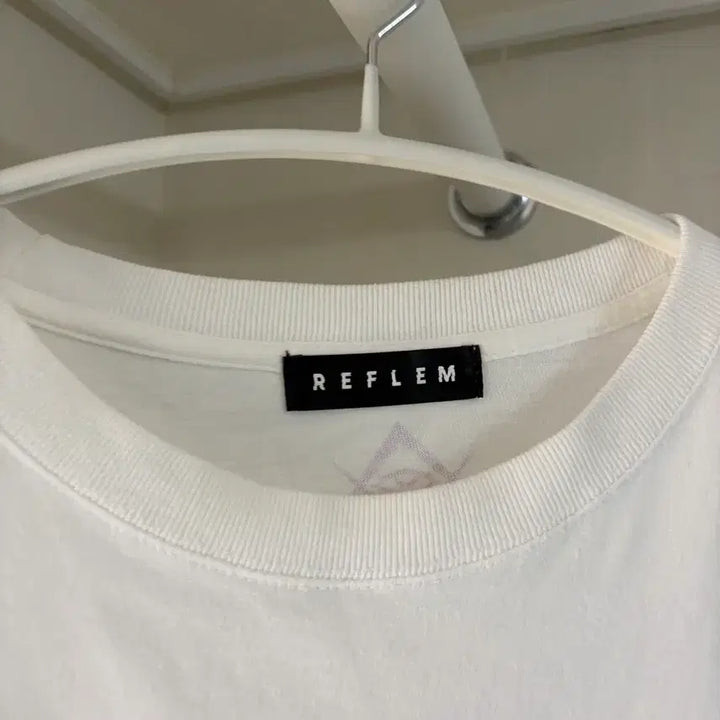 [BUNJANG] Replem Rhinestone Long T-shirt / 레플렘 라인스톤 롱티