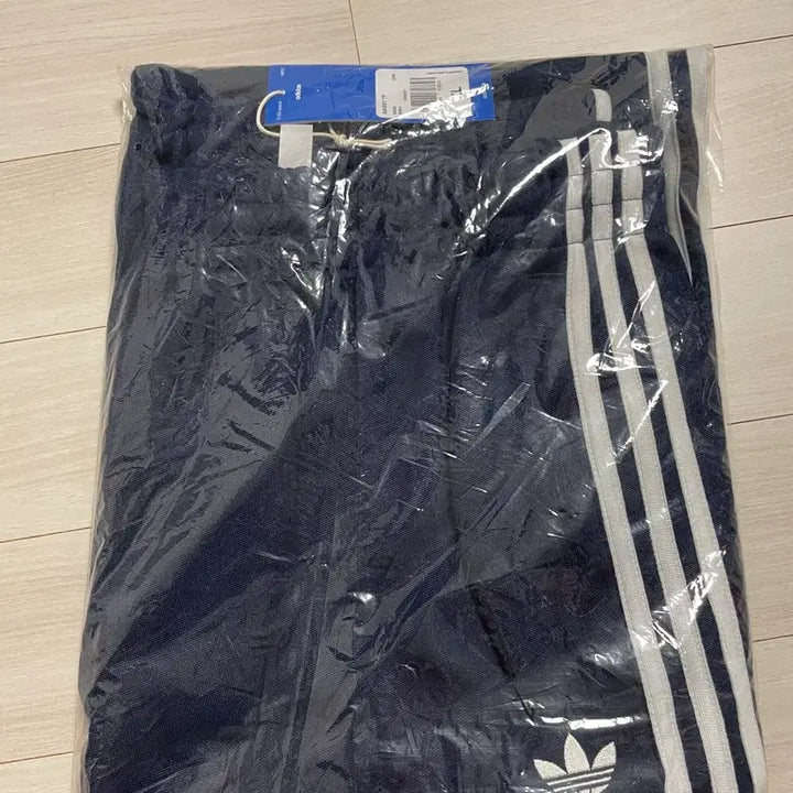 [BUNJANG] Adidas Firebird Baggy Fit Track Pants / [새상품] 아디다스 배기핏 파이어버드 트랙팬츠 S, 2XL 사이즈