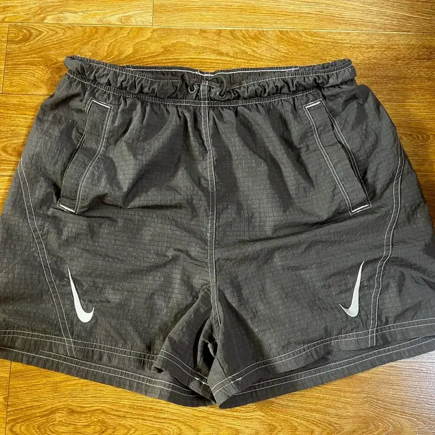[BUNJANG] Nike Swoosh Shorts Size L / 나이키 스우시 반바지 L사이즈