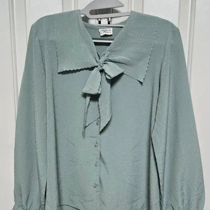 [BUNJANG] Vintage Mint Ribbon Blouse / 일본빈티지 민트색 블라우스