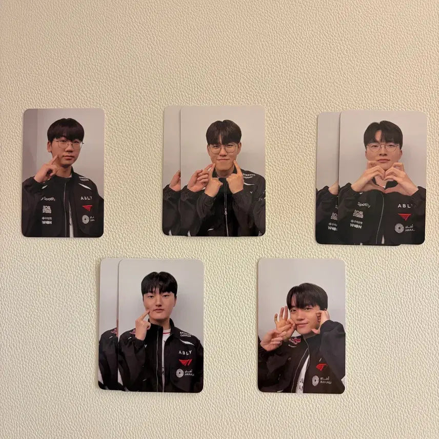 [BUNJANG] T1 Mini Memory Camera (Red) + Photocard (Choose 1) / T1 티원 카메라(레드)+포카(택1) 택포