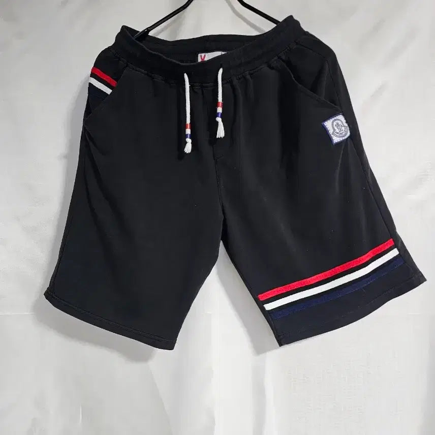[BUNJANG] Moncler Genuine Black Shorts / 몽클레어 정품 불랙 반바지