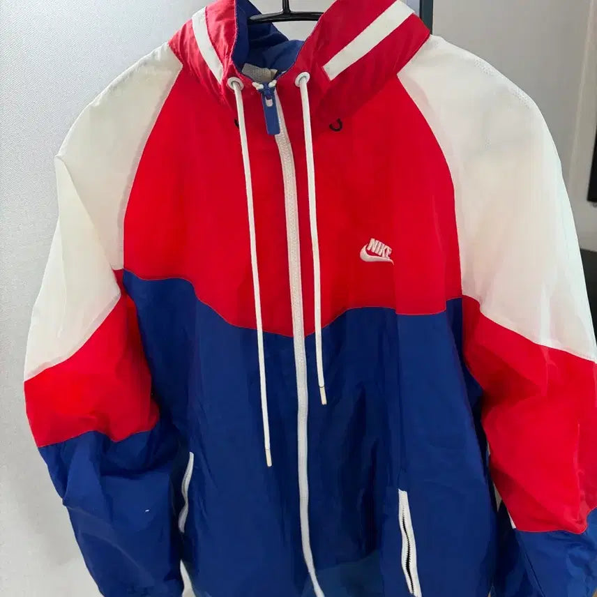 [BUNJANG] Nike Unisex Windbreaker Jacket / 남녀공용 나이키 바람막이