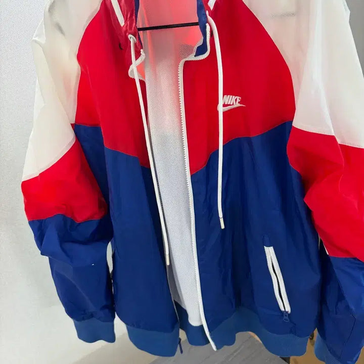 [BUNJANG] Nike Unisex Windbreaker Jacket / 남녀공용 나이키 바람막이