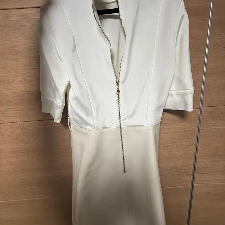 [BUNJANG] Louis Vuitton White Mini Dress / 루이비통 화이트 원피스