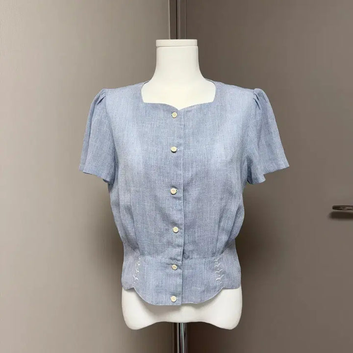 [BUNJANG] Hanamoto 101 Blue &amp; White Plaid Embroidered Vintage Blouse / 하나모토 101호 몬니 빈티지 잔체크 블라우스 출근룩 모리룩