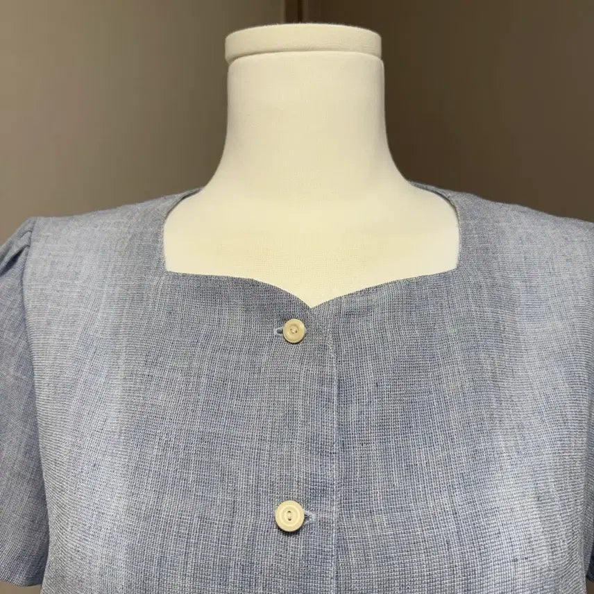 [BUNJANG] Hanamoto 101 Blue &amp; White Plaid Embroidered Vintage Blouse / 하나모토 101호 몬니 빈티지 잔체크 블라우스 출근룩 모리룩
