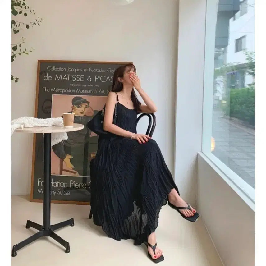 [BUNJANG] Asymmetrical Pleated Sleeveless Maxi Dress / 