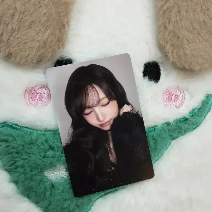 [BUNJANG] IVE REVIVE LOVED IVE Photocard / 아이브 REVIVE LOVED IVE 포카