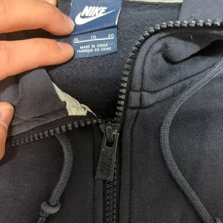 [BUNJANG] Nike Navy Hooded Zip-Up Sweatshirt / 나이키 네이비 후드집업