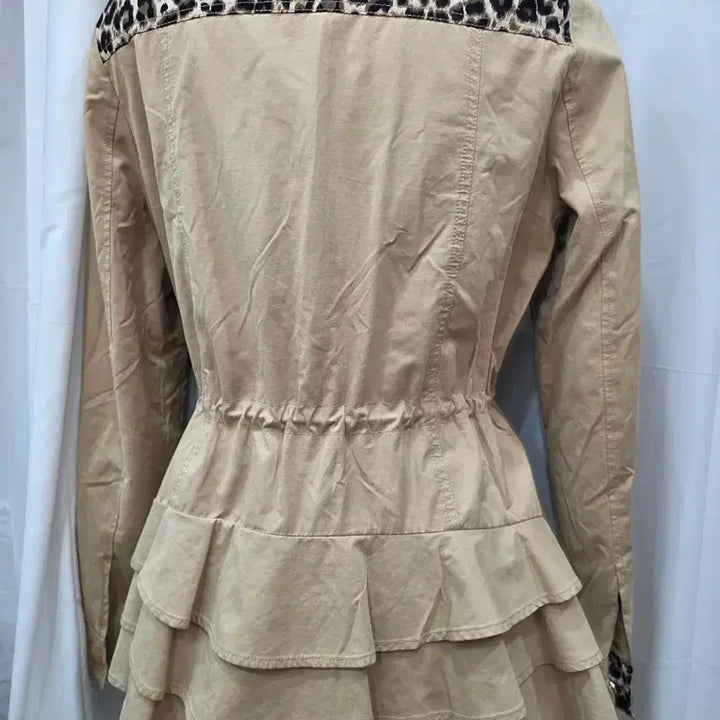 [BUNJANG] Egoist Beige Leopard Epaulet Field Jacket / 에고이스트 베이지 레오파드 견장 야상 점퍼