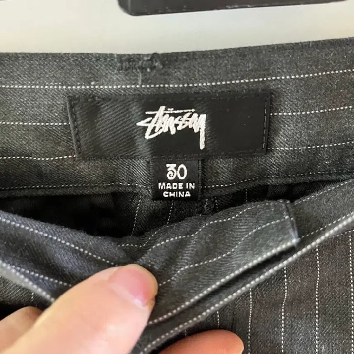 [BUNJANG] Stussy Stripe Volume Trousers Size 30 / 스투시 스트라이프 볼륨 트라우저 사이즈 30 판매