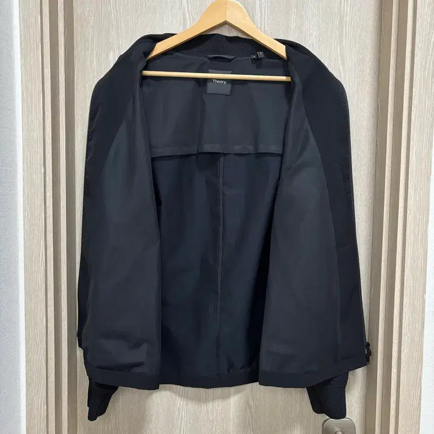 [BUNJANG] Theory DIMPSY Two-Way Zip-Up Jacket Black M / 띠어리 DIMPSY 바람막이 투웨이 집업 자켓M/블랙
