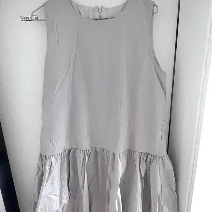 [BUNJANG] Round Neck Sleeveless Flare Mini Dress / 라운드넥 민소매 플레어 원피스