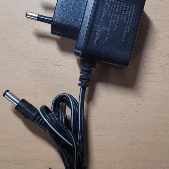 [BUNJANG] 9V 500mA DC Adapter / DC 9V 500mA 아답터