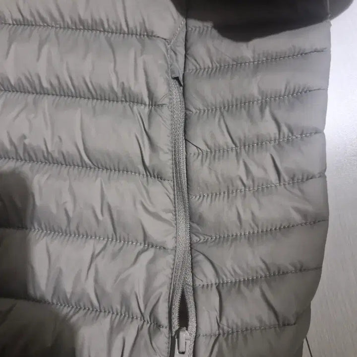 [BUNJANG] Lightweight Hooded Padding Jumper Size 105 / 경량 후드 패딩 점퍼 105