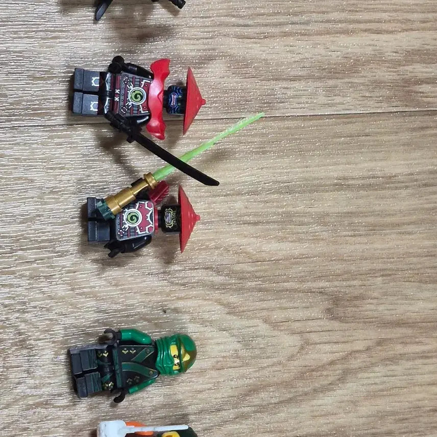 [BUNJANG] LEGO Ninjago Figures with Weapons (Authentic) / 닌자고 레고피규어 캐릭터 무기까지 제공 (정품)