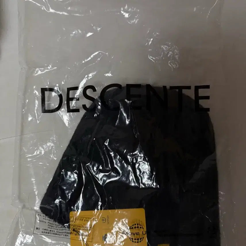 [SOLD OUT] 데상트 x 5kmman 비니 (새상품)