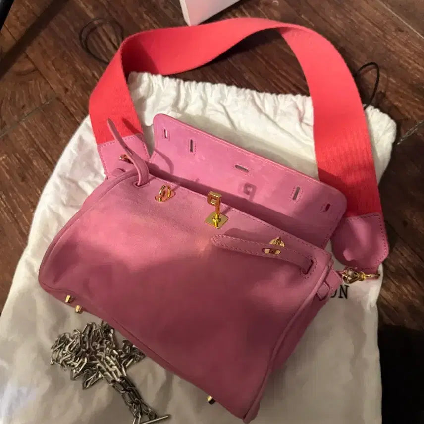 [BUNJANG] Pepe Yoon Pink Suede Bag / 페페윤 자체제작 핑크 스웨드 백
