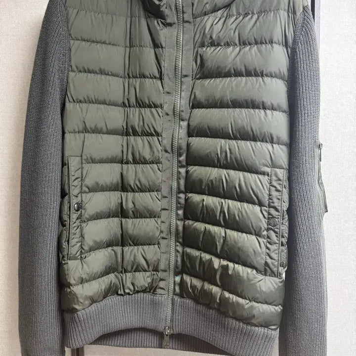 [BUNJANG] Moncler Knit Padded Jacket Khaki 2XL / 몽클레어 니트패딩 카키 2xl