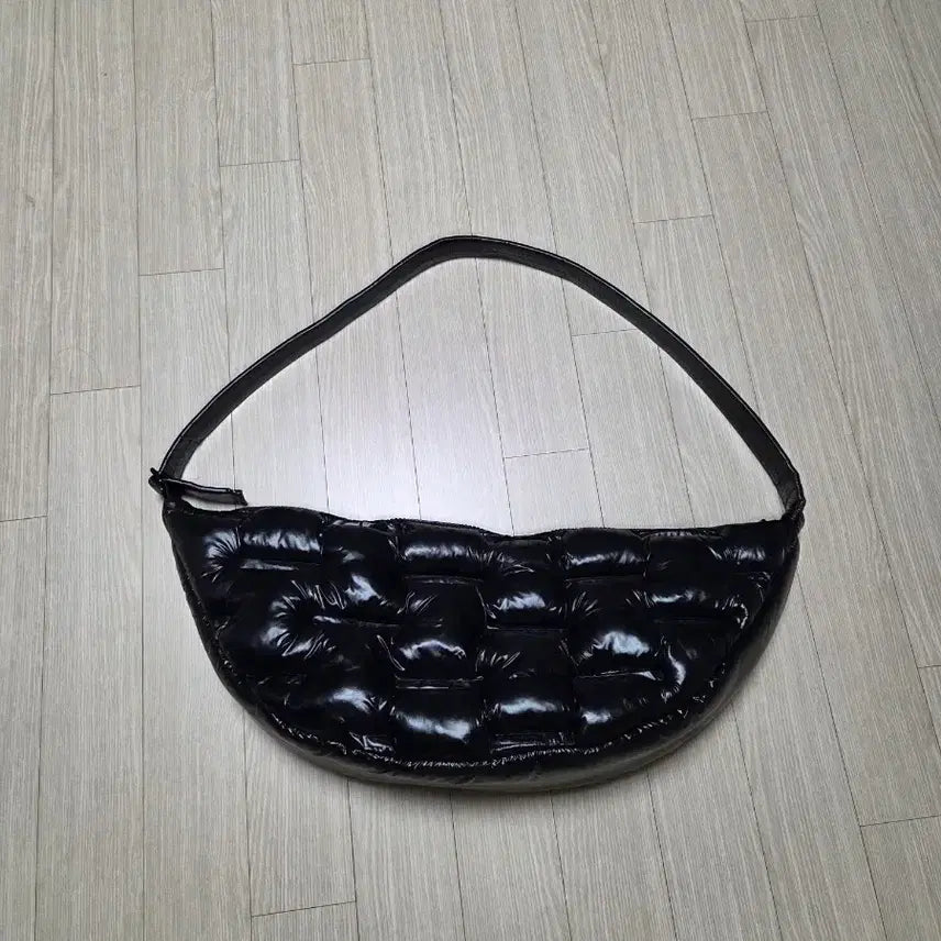 [BUNJANG] Zara Big Padded Bag Black / zara 빅 패딩백 가방