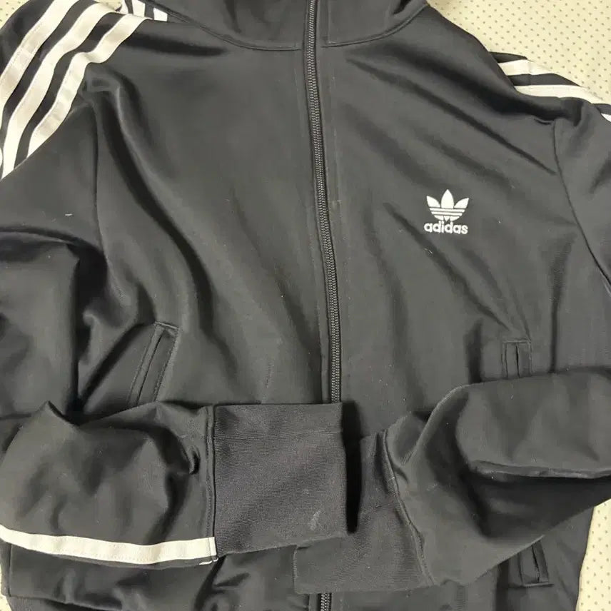 [BUNJANG] Adidas Cropped Track Jacket / 아디다스 져지 팝니다