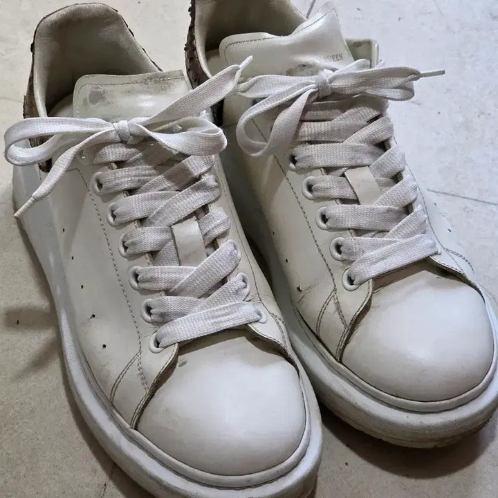 [BUNJANG] Alexander McQueen Oversize Sneakers Size 42 / 알렉산더 맥퀸 42