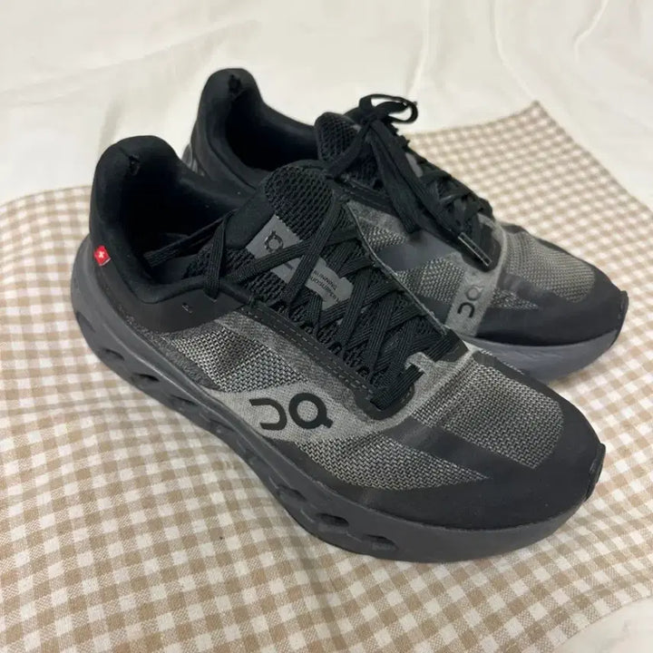 [BUNJANG] On Cloud Surfer Next Running Shoes / 미국에서 구입한 온클라우드 서퍼 넥스트 240
