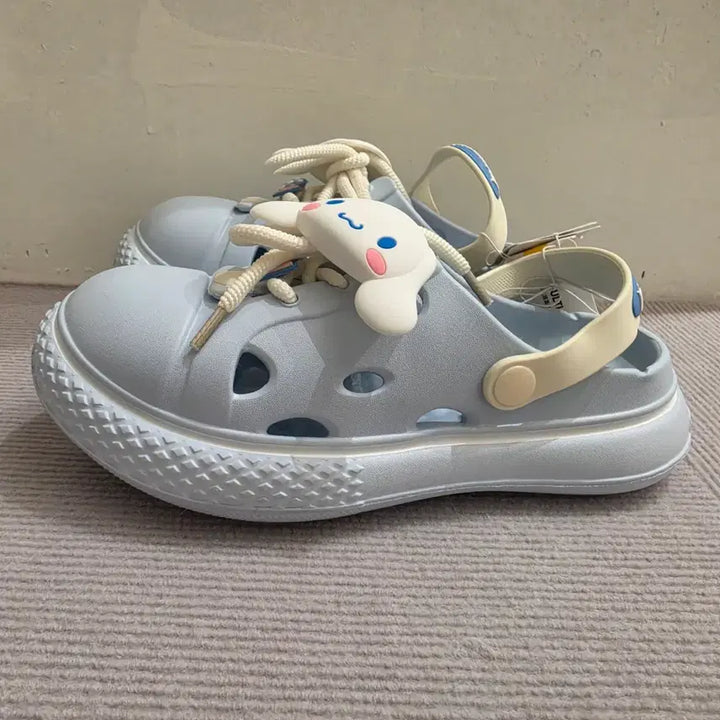 [BUNJANG] Sanrio Cinnamoroll Crocs Shoes / 산리오 시나모롤 크록스 신발