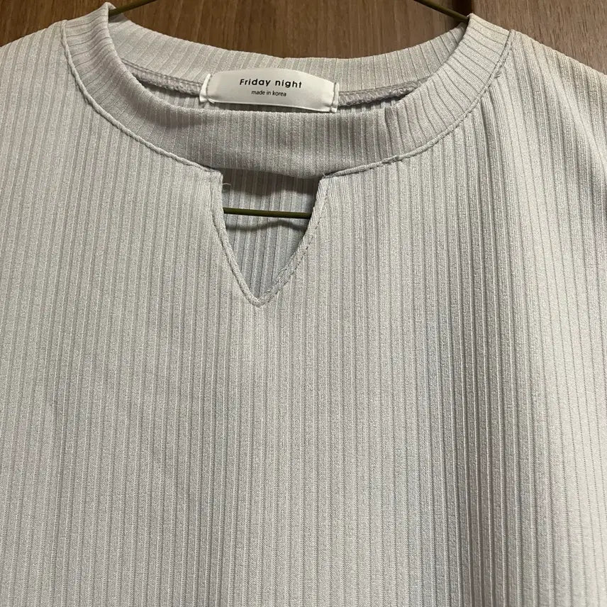 [BUNJANG] Ribbed Slit Long Sleeve T-Shirt / 골지 트임 긴팔 티셔츠