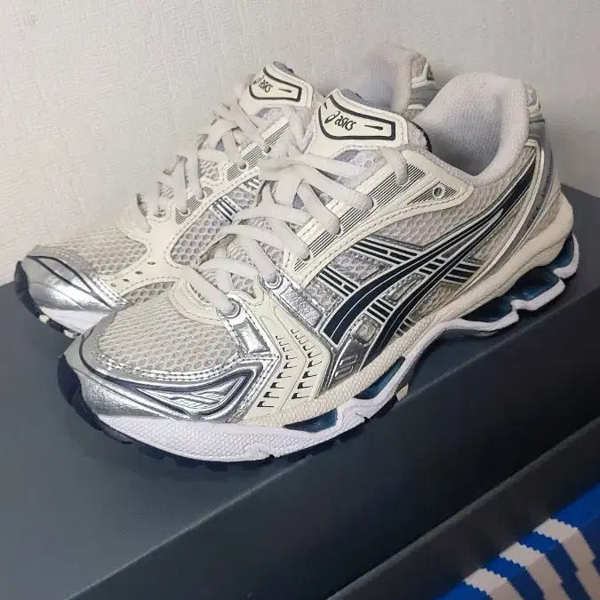 [BUNJANG] ASICS Gel-Kayano Trainer White Silver / 아식스 젤 카야노 트레이너 화이트 실버