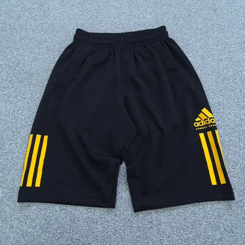 [BUNJANG] Adidas Kids Shorts Size 70 (130) / 70 (130) 아디다스 반바지 키즈 | B