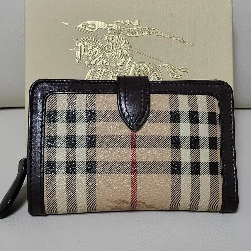 [BUNJANG] Burberry Medium Wallet / 버버리 중지갑 정품