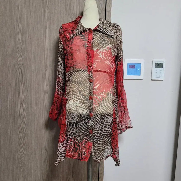 [BUNJANG] Sismax Red Pattern See-through Long Blouse / 시스막스 레드 패턴 시스루 롱 블라우스