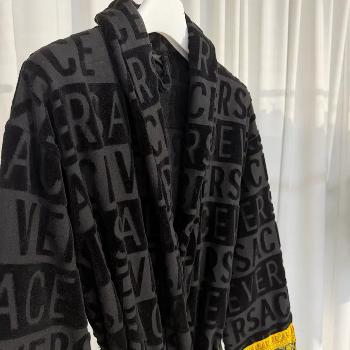 [BUNJANG] Versace Baroque Robe Gown Black / 베르사체 바로크 로브 가운 블랙